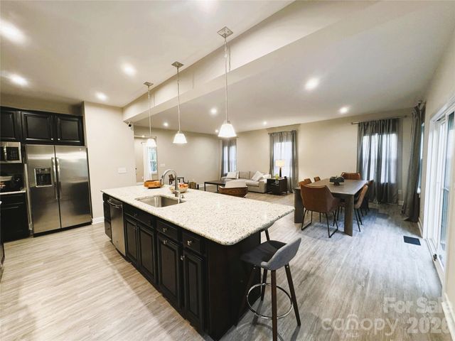 7708 W Berkeley Road, Denver, NC 28037