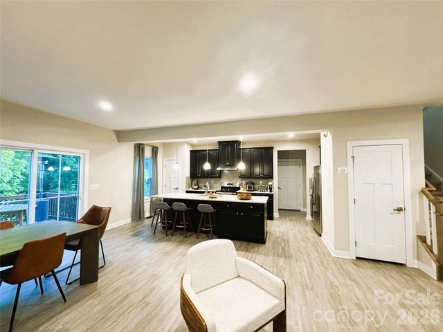 7708 W Berkeley Road, Denver, NC 28037