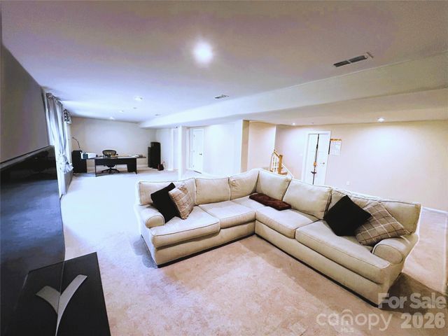 7708 W Berkeley Road, Denver, NC 28037