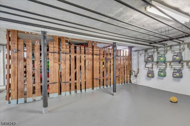 37 Sandra Circle 3, Westfield Town, NJ 07090