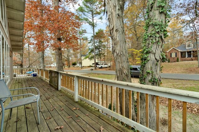 374 Marina Hills Circle NW, Charleston, TN 37310