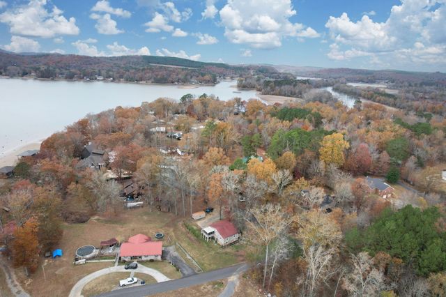 374 Marina Hills Circle NW, Charleston, TN 37310