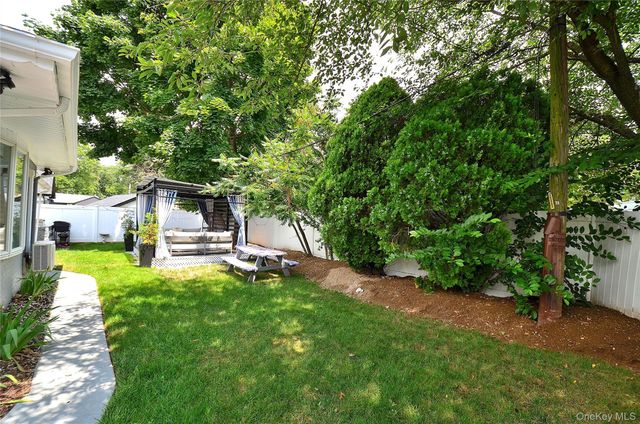 831 Shell Street, Baldwin, NY 11510