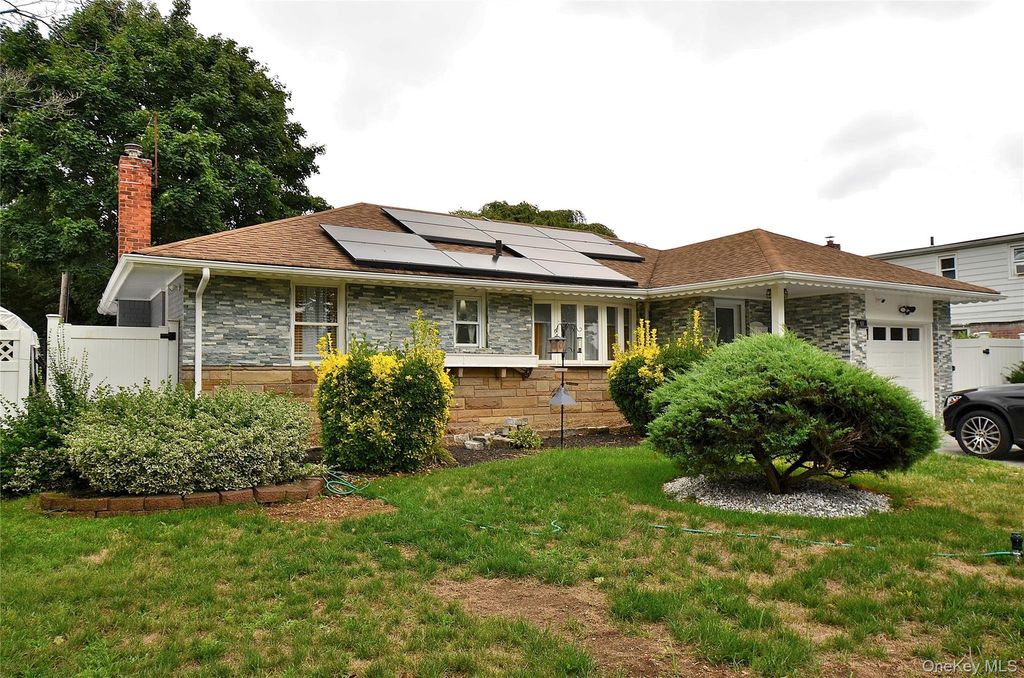 831 Shell Street, Baldwin, NY 11510