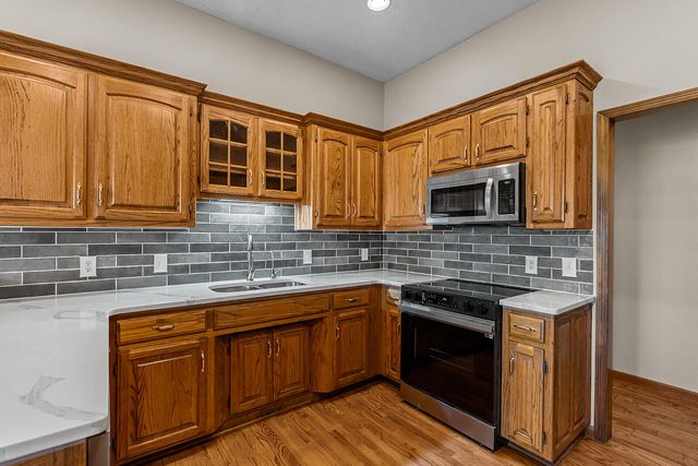 4757 S Holland Avenue, Springfield, MO 65810