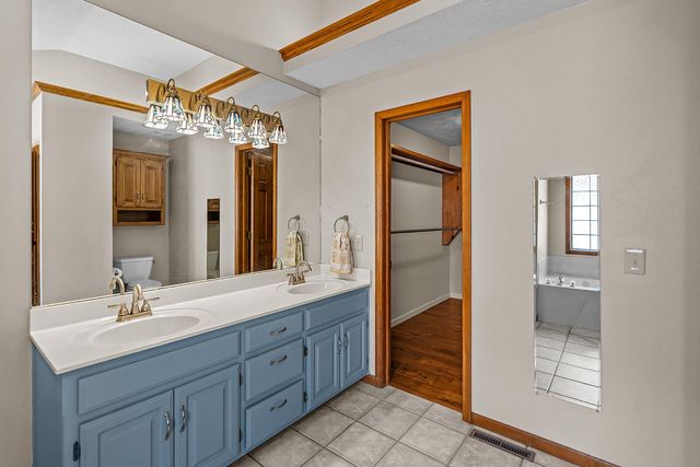 4757 S Holland Avenue, Springfield, MO 65810