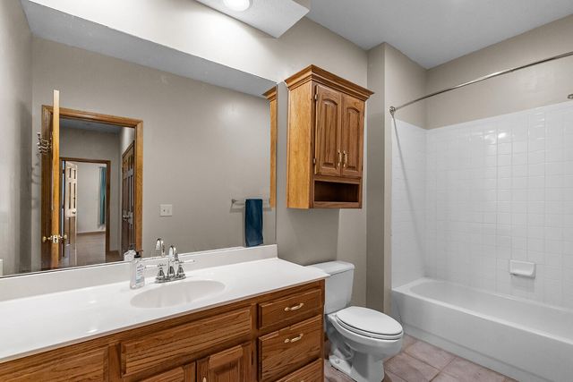 4757 S Holland Avenue, Springfield, MO 65810