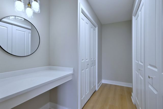 945 E Kenilworth Avenue 312, Palatine, IL 60074