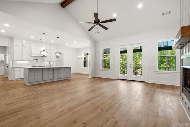 323 Maderas Drive, Hot Springs Village, AR 71909