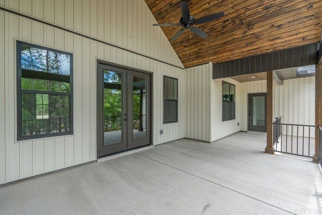 323 Maderas Drive, Hot Springs Village, AR 71909