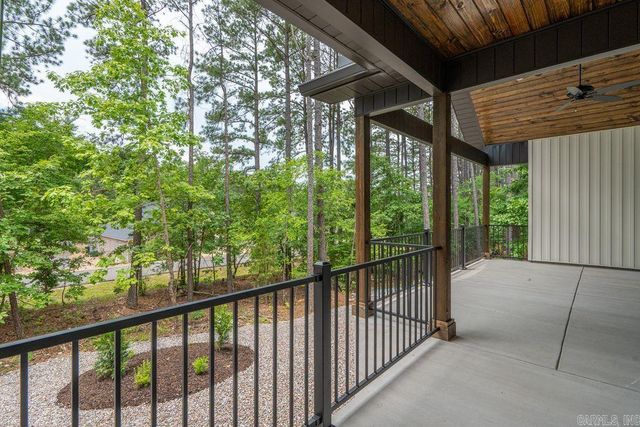 323 Maderas Drive, Hot Springs Village, AR 71909