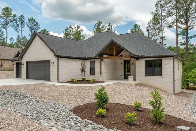 323 Maderas Drive, Hot Springs Village, AR 71909