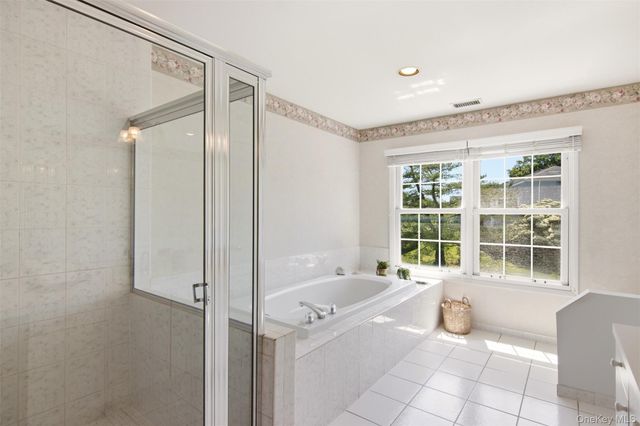 43 Lakebridge Drive S, Kings Park, NY 11754