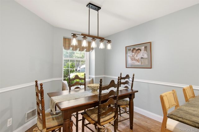 43 Lakebridge Drive S, Kings Park, NY 11754