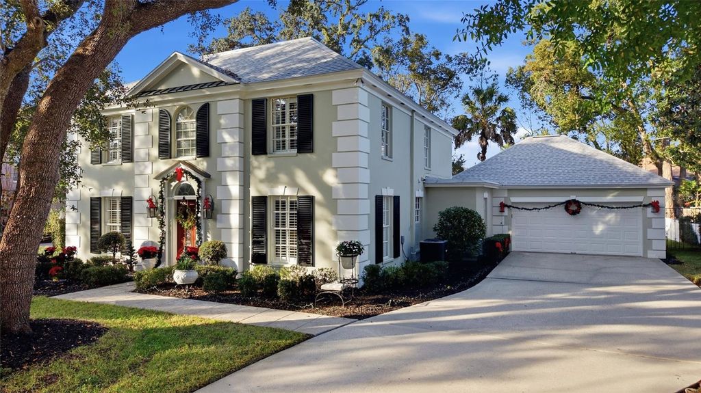 Image 3 of property listing at 2603 COZUMEL DRIVE, Tampa, FL 33618