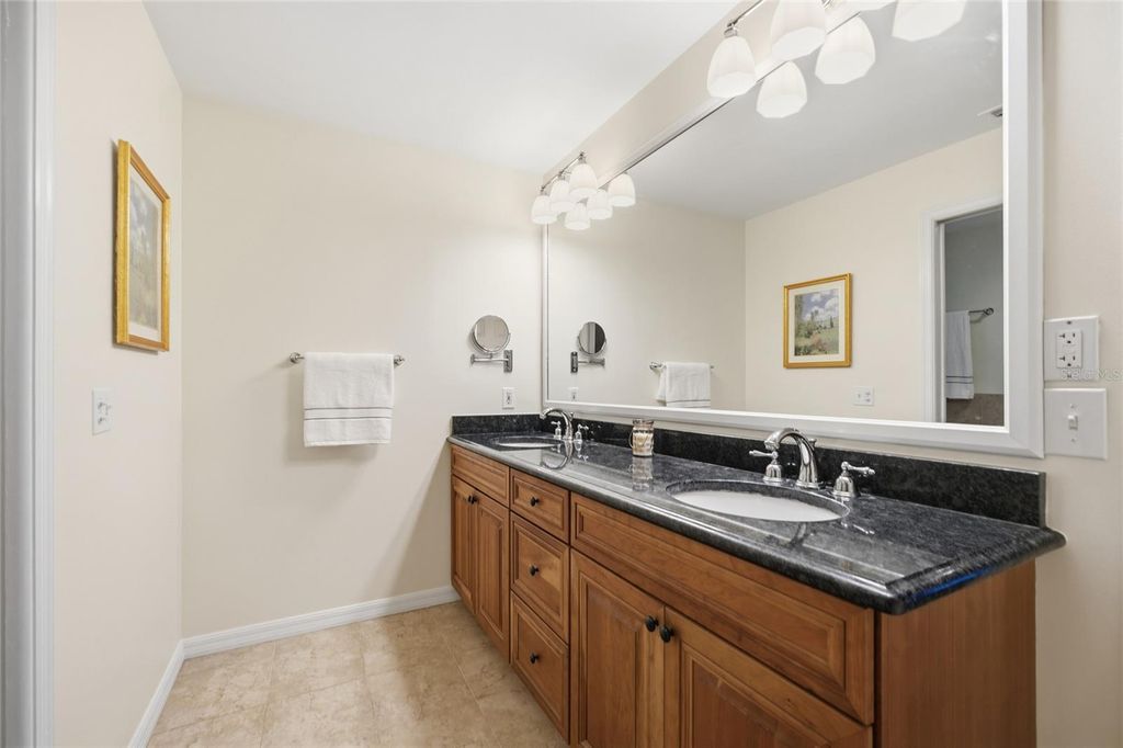 Image 24 of property listing at 2603 COZUMEL DRIVE, Tampa, FL 33618