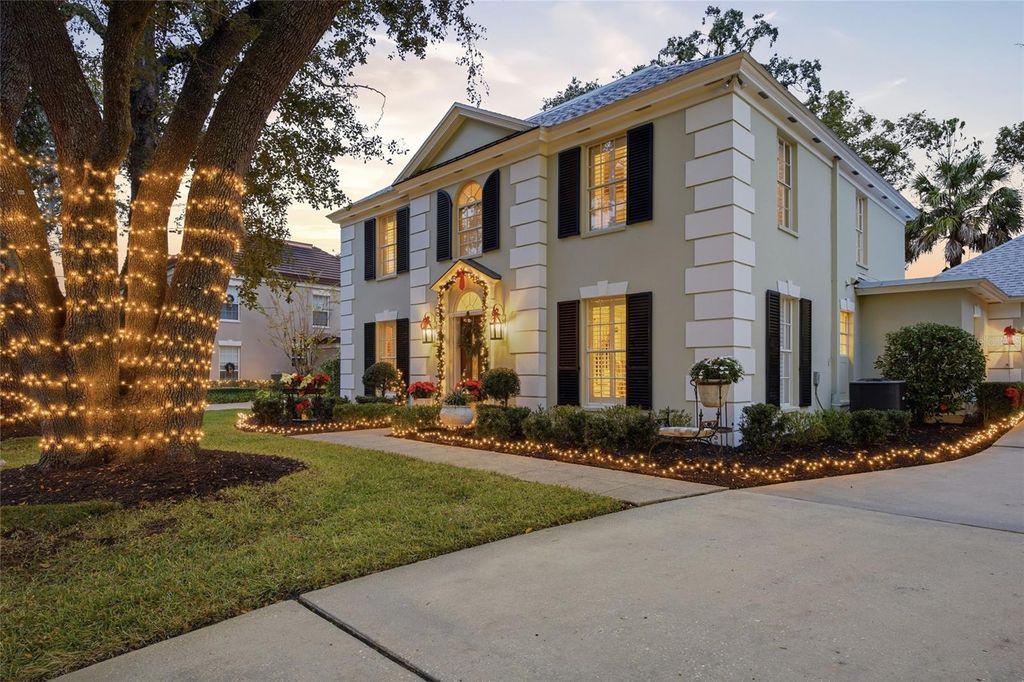 Image 41 of property listing at 2603 COZUMEL DRIVE, Tampa, FL 33618