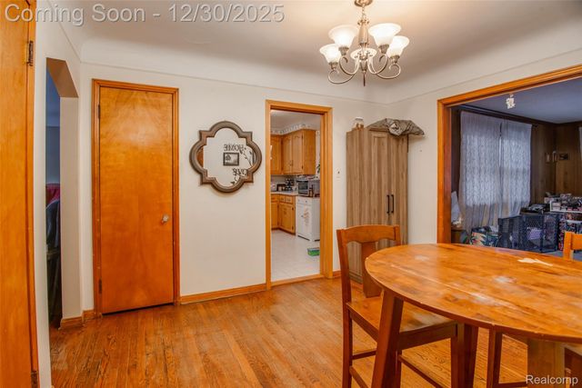 21858 Pleasant Avenue, Eastpointe, MI 48021