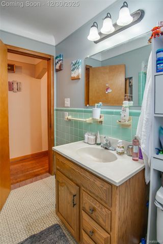 21858 Pleasant Avenue, Eastpointe, MI 48021