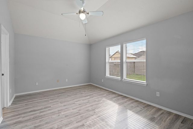 694 St Croix Street, Alvin, TX 77511