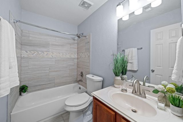 694 St Croix Street, Alvin, TX 77511