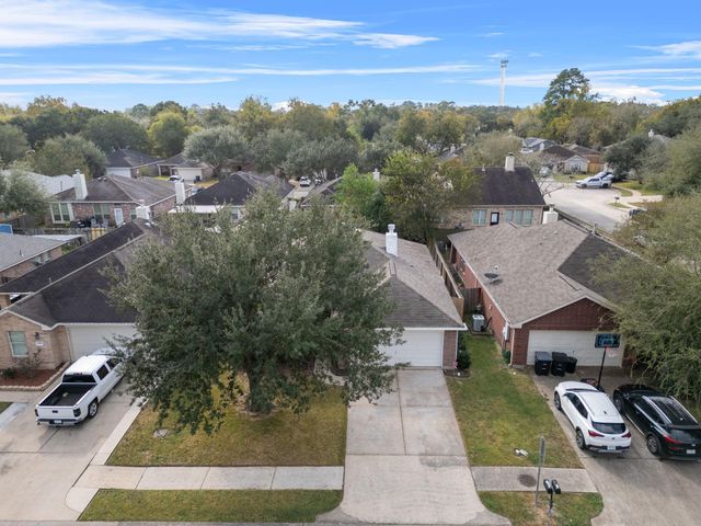 694 St Croix Street, Alvin, TX 77511