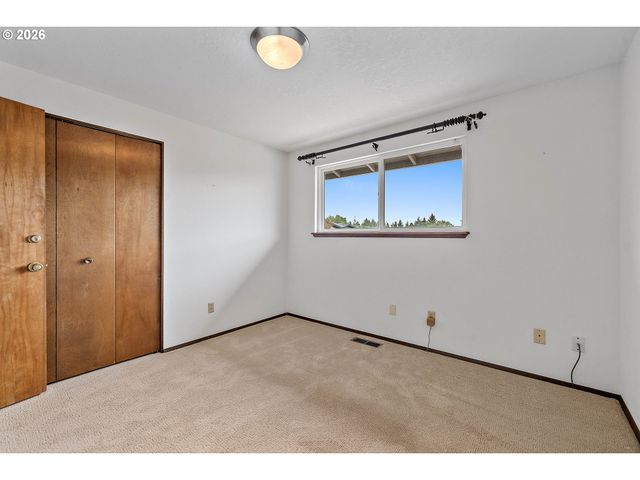 11865 Nw MARYLEE Ct, Portland, OR 97229
