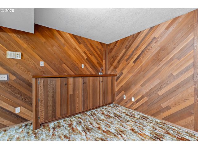 11865 Nw MARYLEE Ct, Portland, OR 97229