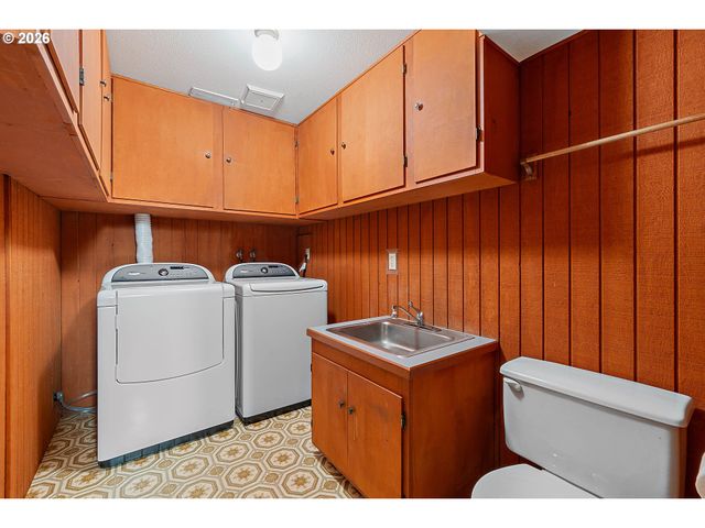 11865 Nw MARYLEE Ct, Portland, OR 97229