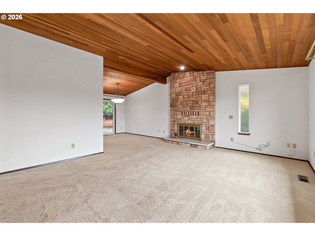 11865 Nw MARYLEE Ct, Portland, OR 97229