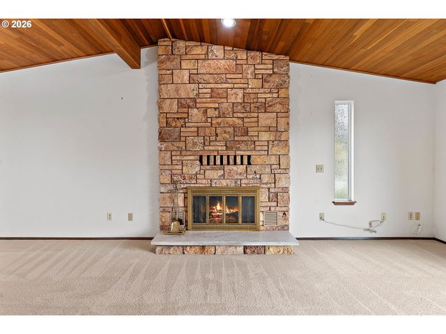 11865 Nw MARYLEE Ct, Portland, OR 97229