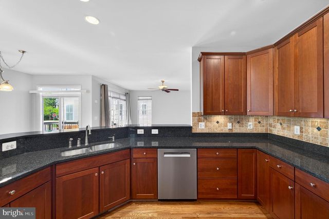 10582 POAGUES BATTERY DR, Bristow, VA 20136