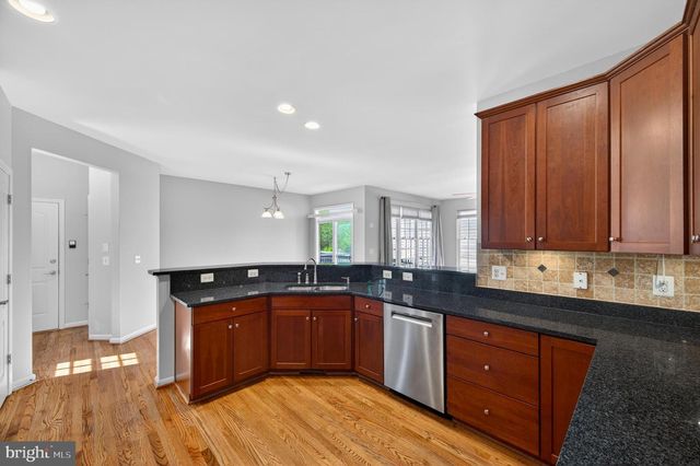 10582 POAGUES BATTERY DR, Bristow, VA 20136