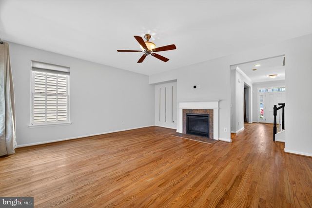 10582 POAGUES BATTERY DR, Bristow, VA 20136