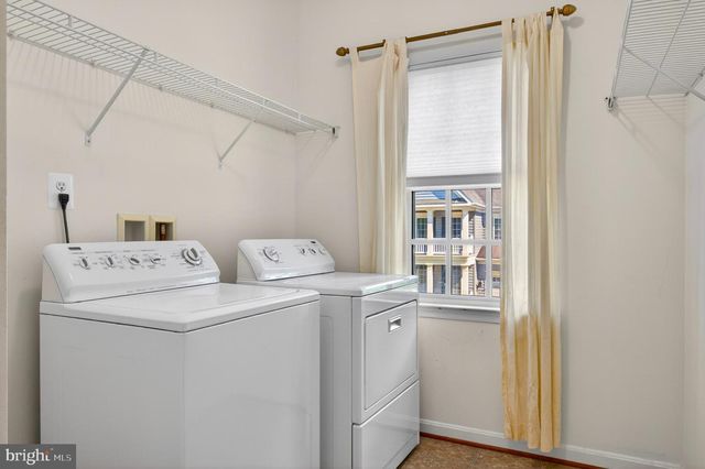 10582 POAGUES BATTERY DR, Bristow, VA 20136