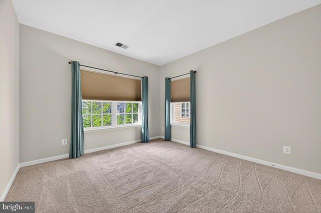 10582 POAGUES BATTERY DR, Bristow, VA 20136