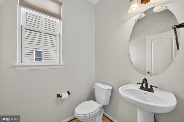 10582 POAGUES BATTERY DR, Bristow, VA 20136