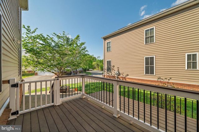 10582 POAGUES BATTERY DR, Bristow, VA 20136