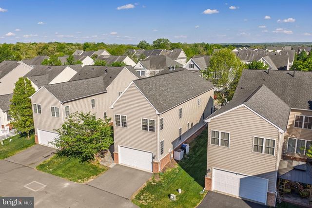 10582 POAGUES BATTERY DR, Bristow, VA 20136