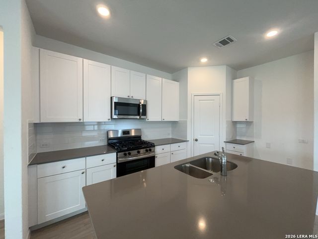31833 Shrubland Drive, Bulverde, TX 78163