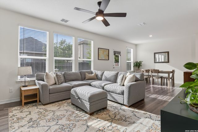 8223 Stoeger Path, San Antonio, TX 78253