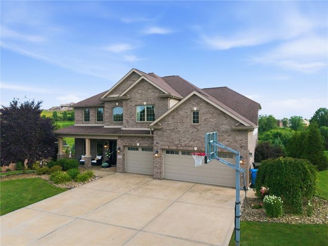 7727 Natalie Ln, North Huntingdon, PA 15642