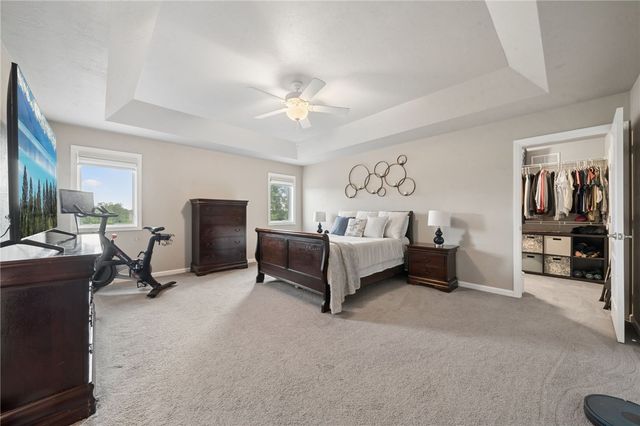 7727 Natalie Ln, North Huntingdon, PA 15642