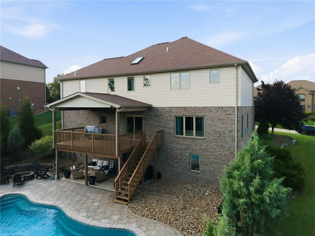 7727 Natalie Ln, North Huntingdon, PA 15642