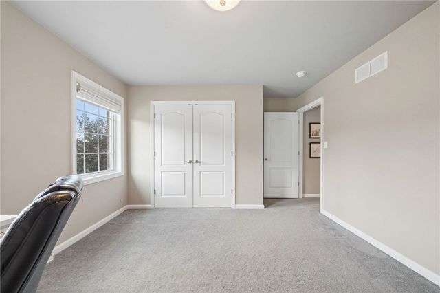 7727 Natalie Ln, North Huntingdon, PA 15642