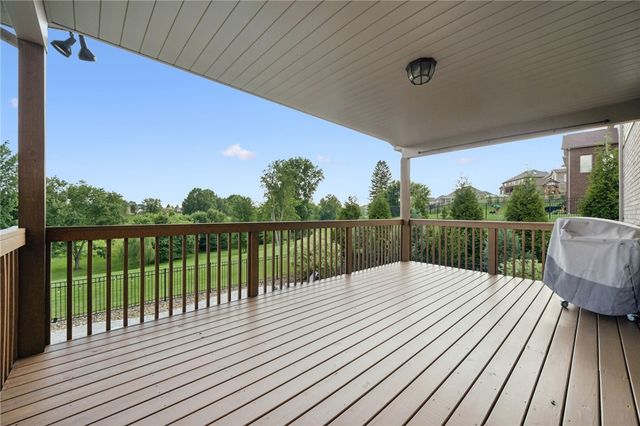 7727 Natalie Ln, North Huntingdon, PA 15642