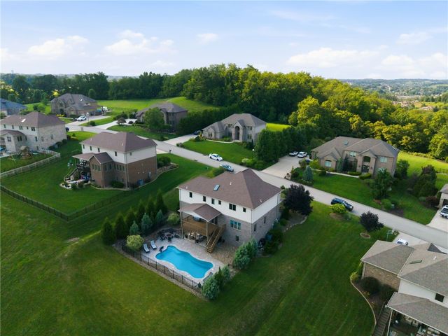 7727 Natalie Ln, North Huntingdon, PA 15642