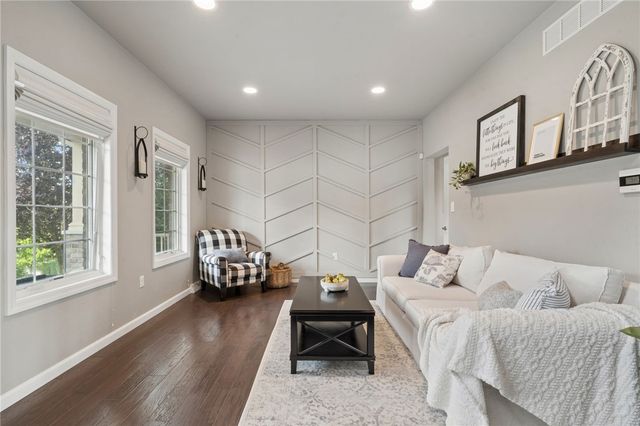 7727 Natalie Ln, North Huntingdon, PA 15642