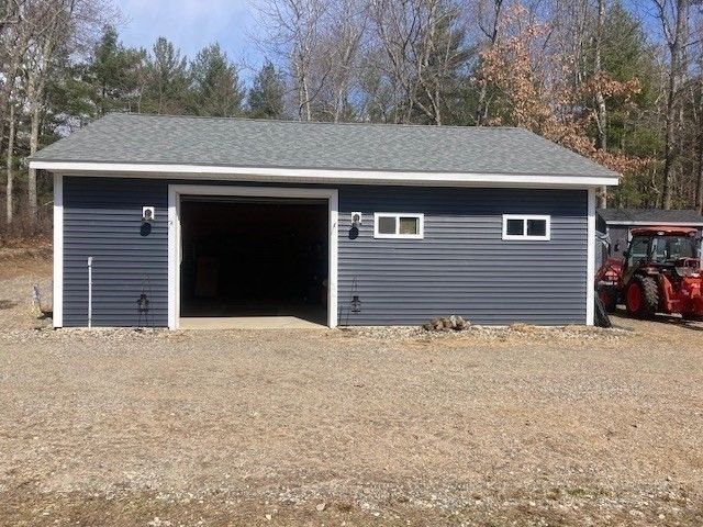 75 Kendall Street, Granby, MA 01033