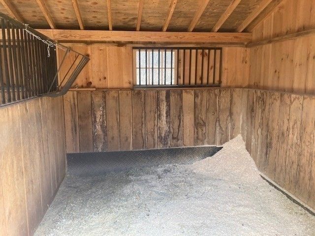 75 Kendall Street, Granby, MA 01033